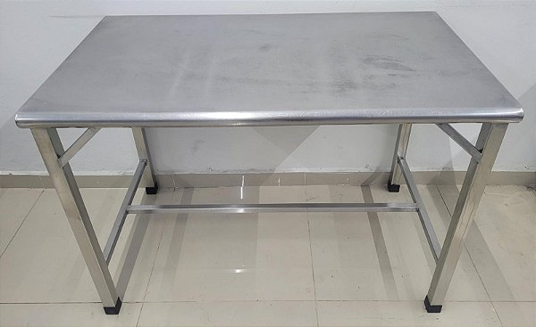 Mesa Bancada de Inox 100% com bordas arredondadas - 1.20m [Usada]