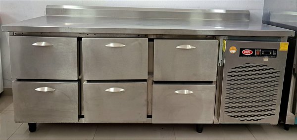 Balcão Refrigerador e Freezer (Dupla Função) com gavetas e tampo liso 2m - 220v Cozil [Usado]