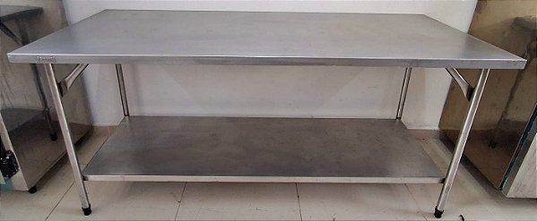 Mesa / Bancada de Inox com prateleira inferior lisa 1.90m - Fritomaq [Usada]