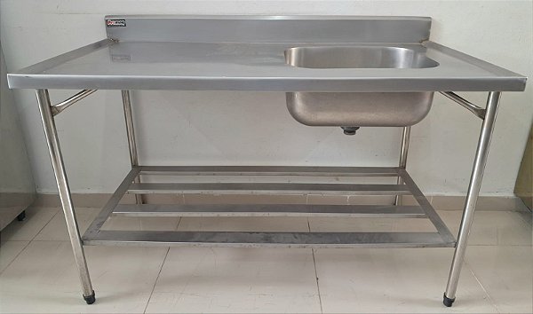 Pia / Bancada com cuba direita de Inox - 1.40m x 70cm x 90cm Promaq [Usada]