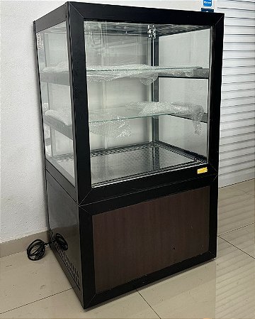 Vitrine Refrigerada para bolos e doces 70cm Preto - 220V - Ômega [Usada]