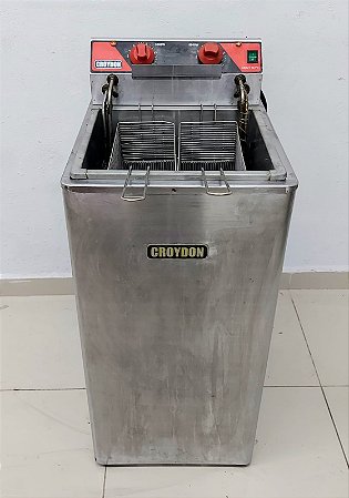 Fritadeira Elétrica Zona Fria de Óleo 15 Litros 8000 W FZ28 220v Croydon [Usada]