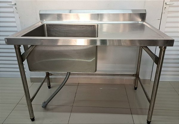 Bancada / Pia de Inox com cuba esquerda - 1.20x70x90 Cuba: 60x50x30 [Usada]