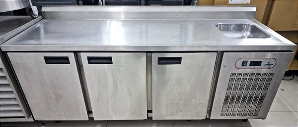 Balcão Refrigerado Inox 03 Portas Com Cuba Direita 2m x 70cm x 85cm 220V 350L - Topema [Usado]