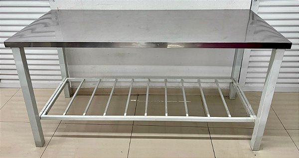 Bancada/ Mesa de Inox com os pés de ferro - 1.7m x 70cm x 90cm [Usada]