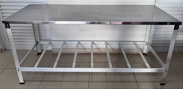 Mesa / Bancada com Tampo de Inox e Pés de Ferro 1.80x90x70cm [Seminova]