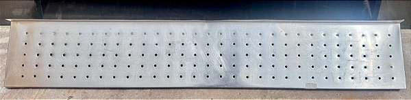 Prateleira Perfurada de Aço Inox 1.80m x 30cm - [Usada]