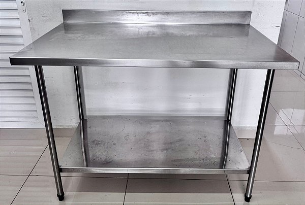 Bancada / Mesa de Inox com Prateleira Inferior Lisa 1.20x70x90cm [Usado]