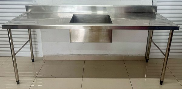 Bancada / Pia de Inox com cuba central 190x60x80cm / Cuba:50x40x25 [Seminova]