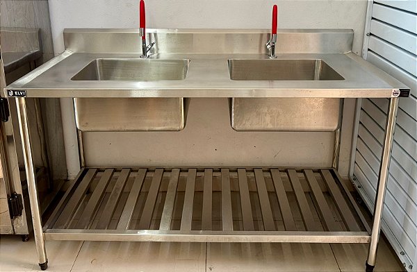 Bancada de Inox com 02 Cubas / Pia com Prateleira Inferior Gradeada 160x70x90 - Elvi [Seminova]