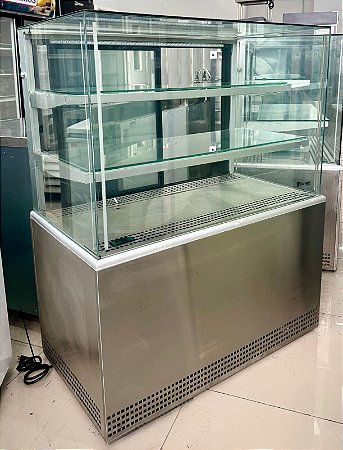Vitrine Retilínea Refrigerada Toda de Vidro e Inox 96cm x 54cm x 1,23m [Seminova] * Para Bolos e Doces