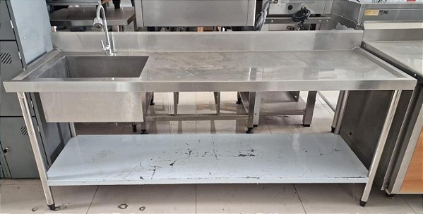 Pia em Aço Inox Cuba Esquerda com Prateleira Inferior Lisa [Seminovíssima]