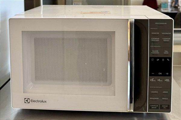 Micro-ondas 23L Branco Efficient ME23B 220V - Electrolux [Usado]