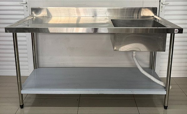 Pia/Bancada de Inox com cuba lado direito 160x70x90cm C/ Prateleira Inferior Lisa [Seminova]