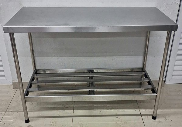Bancada/ Mesa de Inox com Prateleira Inferior Gradeada 120x60x90cm [Usada]