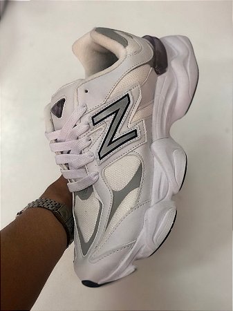Tênis New Balance Branco/Cinza