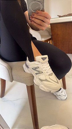 Tênis New Balance Branco/Cinza