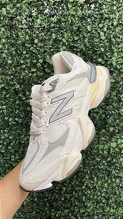 Tenis New Balance Branco/Cinza Premium