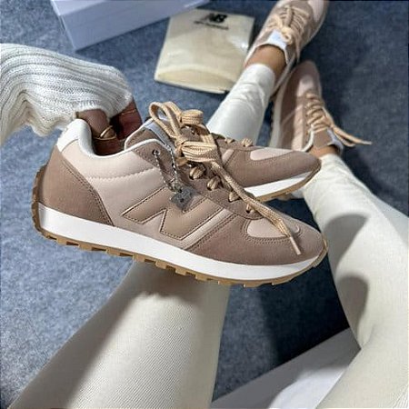 New Balance Marrom 327