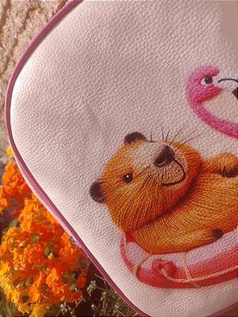 Mochila Capivara Rosa