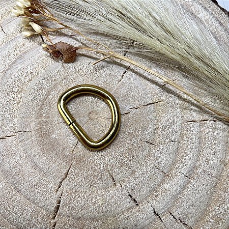 Meia Argola 25 Dourado