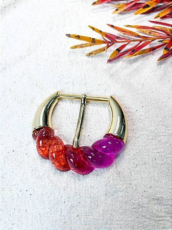 Fivela Resina Hibísco/Orange e Dourado