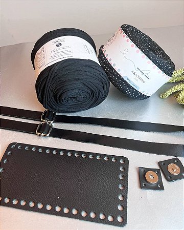 Kit Mochila 1 - Preto & Poá Preto (Déa-Aula Grátis)