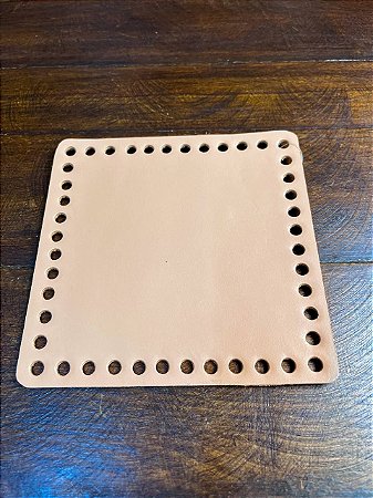Base Couro Quadrado 16cm Caramelo Claro