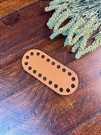 Base Couro Oval 5x12cm Caramelo Escuro