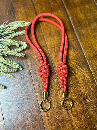 Alça Midi Corda Nó Triplo - 60cm - Vermelho Figo/Dourado