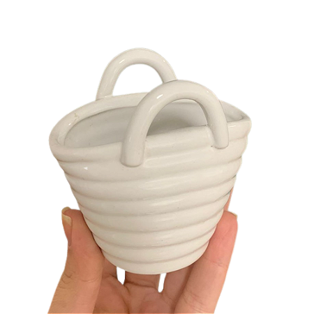Mini cesta de cerâmica