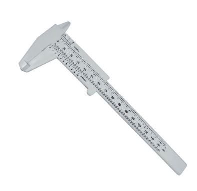 Paquímetro Métrico 150mm Plástico Titanium