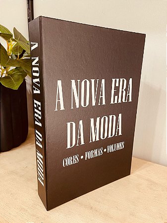 Livro-caixa 27x17: Modelo "A Nova Era da Moda"
