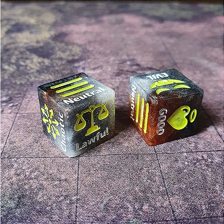 Par D6 de Alinhamento para RPG -  Preto Dourado e Branco