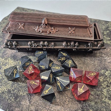 Combo Vampiro V5 - Primeira Noite – Dados V5 + Caixão Porta-Dados - Entrega Imediata