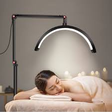 Luminária Led Meia Lua Para Maquiagem Salão Cílios Estética