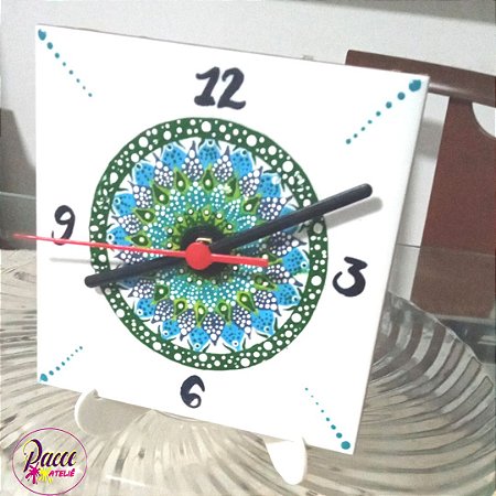 Relógio azulejo com mandala