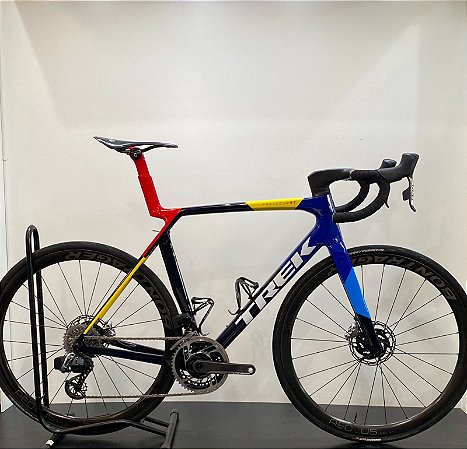 Bicicleta Speed Trek MADONE