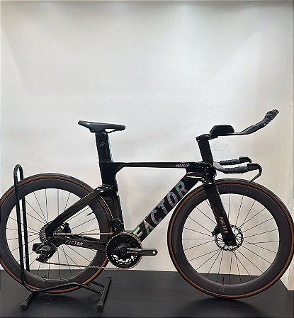 Bicicleta Triathlon FACTOR HANZO