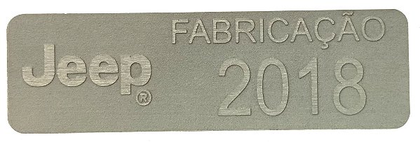B032765 - PLAQUETA METALICA / ALUMINIO ANO DE FABRICAÇÃO RAM 2018