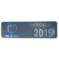 B032765 - PLAQUETA METÁLICA RAM ANO 2019