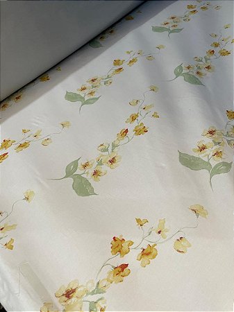 Tecido Percal Estampado Floral em Tons de Amarelo e Verde sobre Branco 100% Alg.