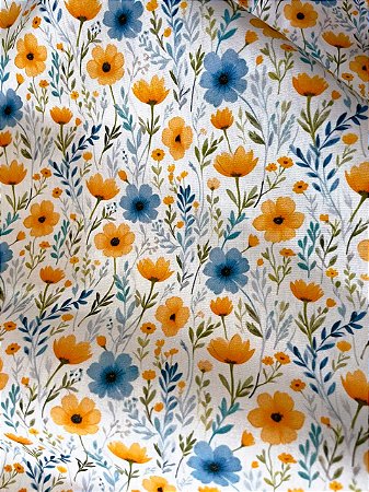 Tecido Tricoline Estampa de Flores Amarelas Alaranjadas e Azuis sobre Fundo Branco 100% Algodão