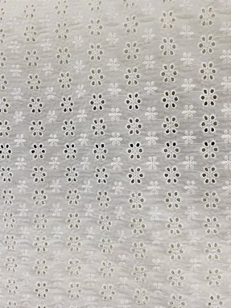 Tecido Laise de Florzinhas 100% Algodão Cor Branca 1,30 mt de Largura