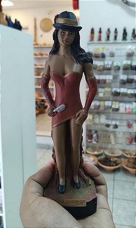 Imagem Pomba Gira Maria Navalha Vestido Vermelho em Gesso 20 cm