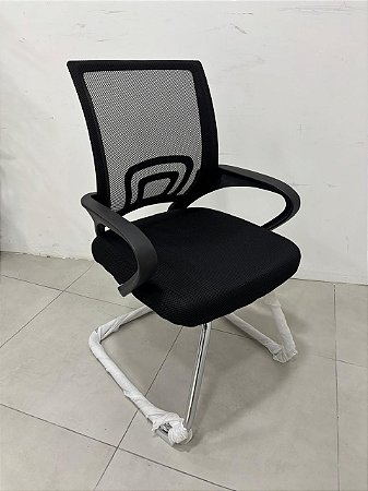 Cadeira Executiva Fixa Cromada Braços Fixos Encosto Tela Mesh Preto