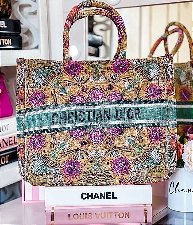 classic flap chanel price