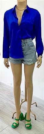 Blusa manga longa de cetim