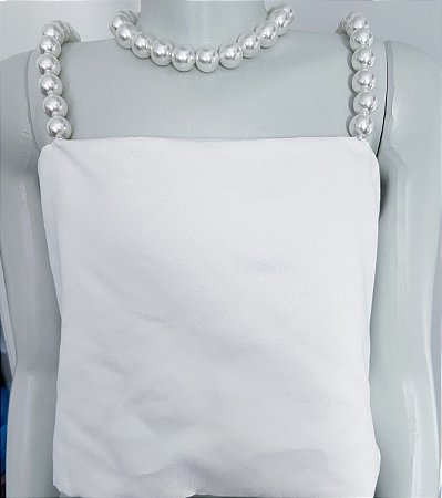 Cropped Elegance
