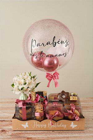 Cesta café da manhã feliz aniversário